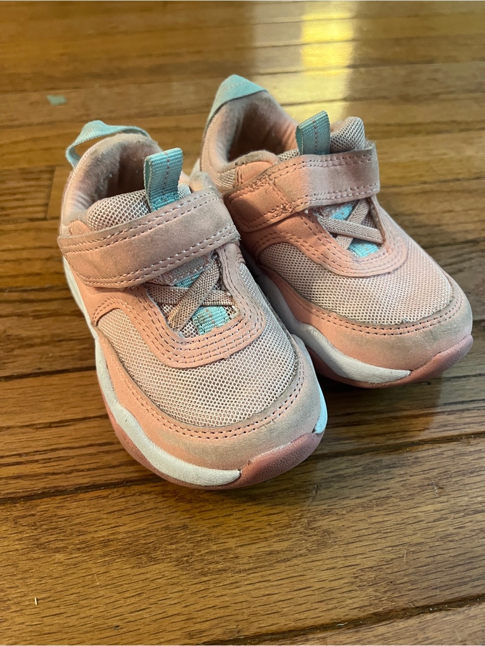 Cat & Jack Pink Mesh Velcro Kids Sneakers